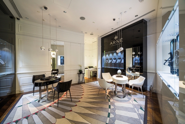 Обновленный бутик Alexander Arne открылся в Галереях 